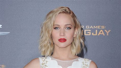 jennifer lawrence hot pictures|Jennifer Lawrence Puts a Super